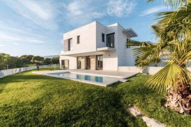 Newly built villa with pool in Sierra Cortina, Finestrat