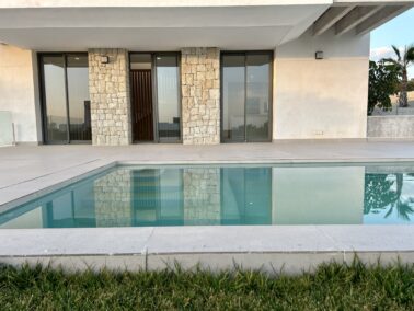 Newly built villa with pool in Sierra Cortina, Finestrat