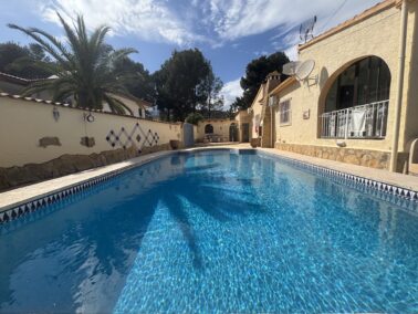 Beautiful Mediterranean villa next to Norwegian School in Alfaz del Pi